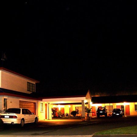 Bk'S Magnolia Motor Lodge Whanganui Exterior photo