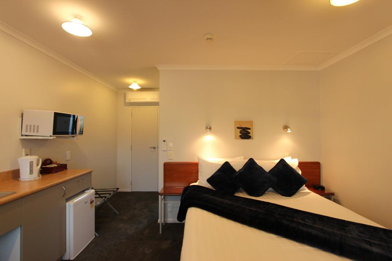 Bk'S Magnolia Motor Lodge Whanganui Exterior photo