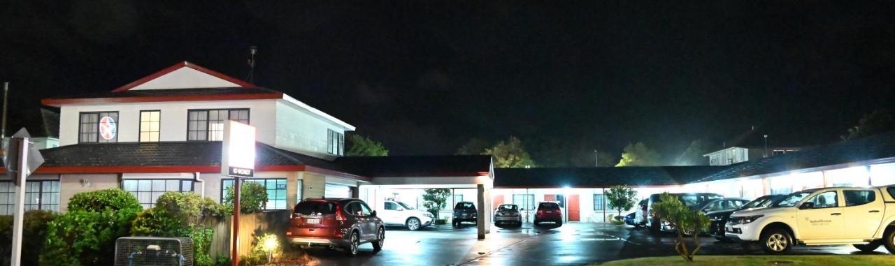 Bk'S Magnolia Motor Lodge Whanganui Exterior photo