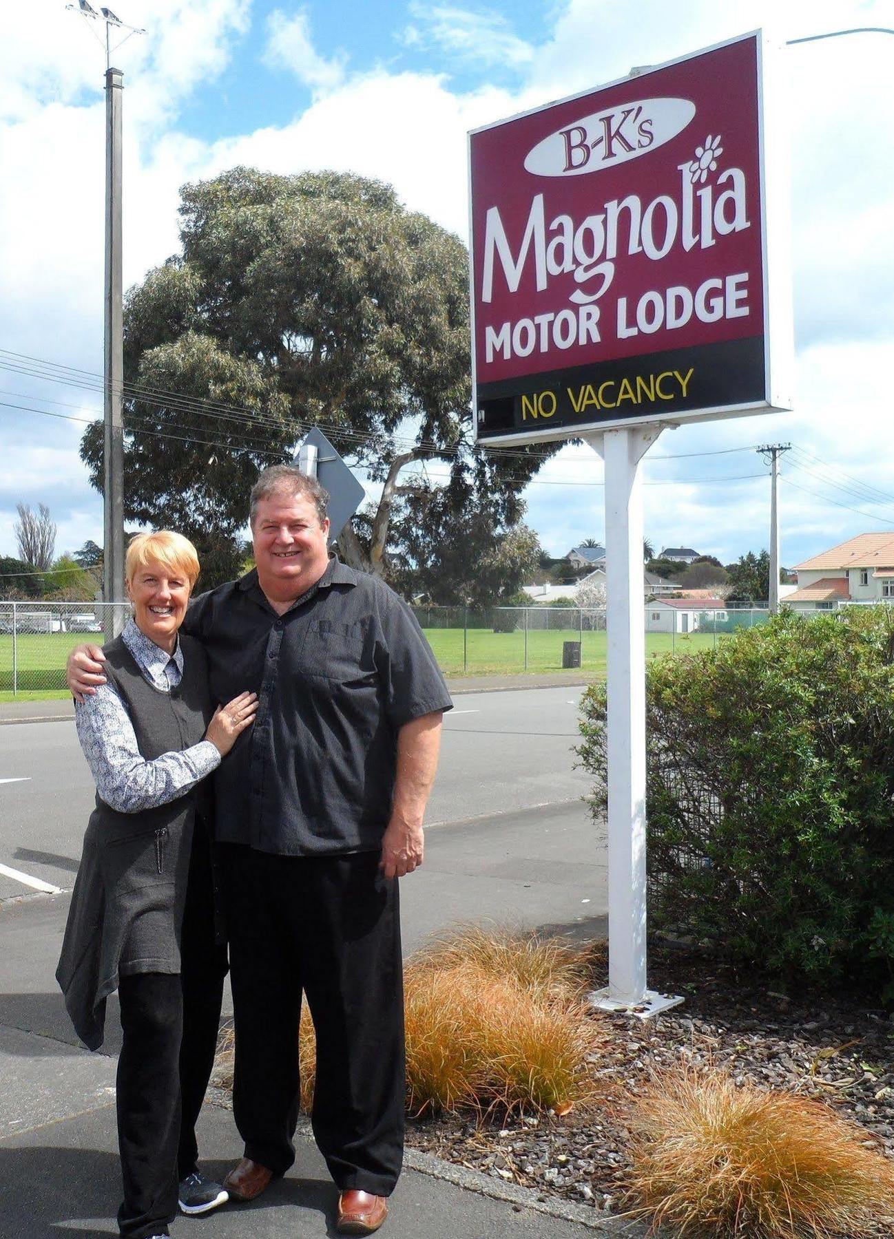 Bk'S Magnolia Motor Lodge Whanganui Exterior photo